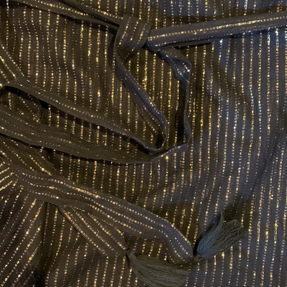 Beautiful black and gold dress - Picture 6 of 6